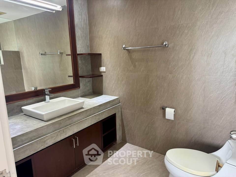 picture 3-BR Condo at DS Tower 1 near BTS Phrom Phong (ID 3345390) - 8/12