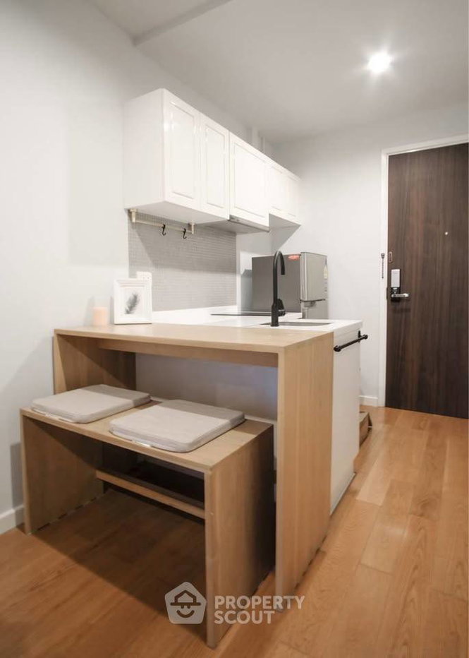 picture 1-BR Condolette Dwell Sukhumvit 26 Near BTS Phrom Phong (ID 3345341) - 5/6