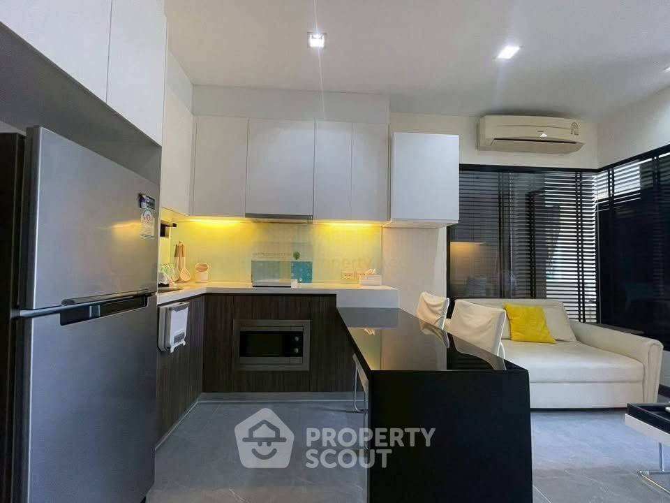 picture 1-BR Condo at Urbano Absolute near BTS Krung Thon Buri (ID 3069382) - 2/5