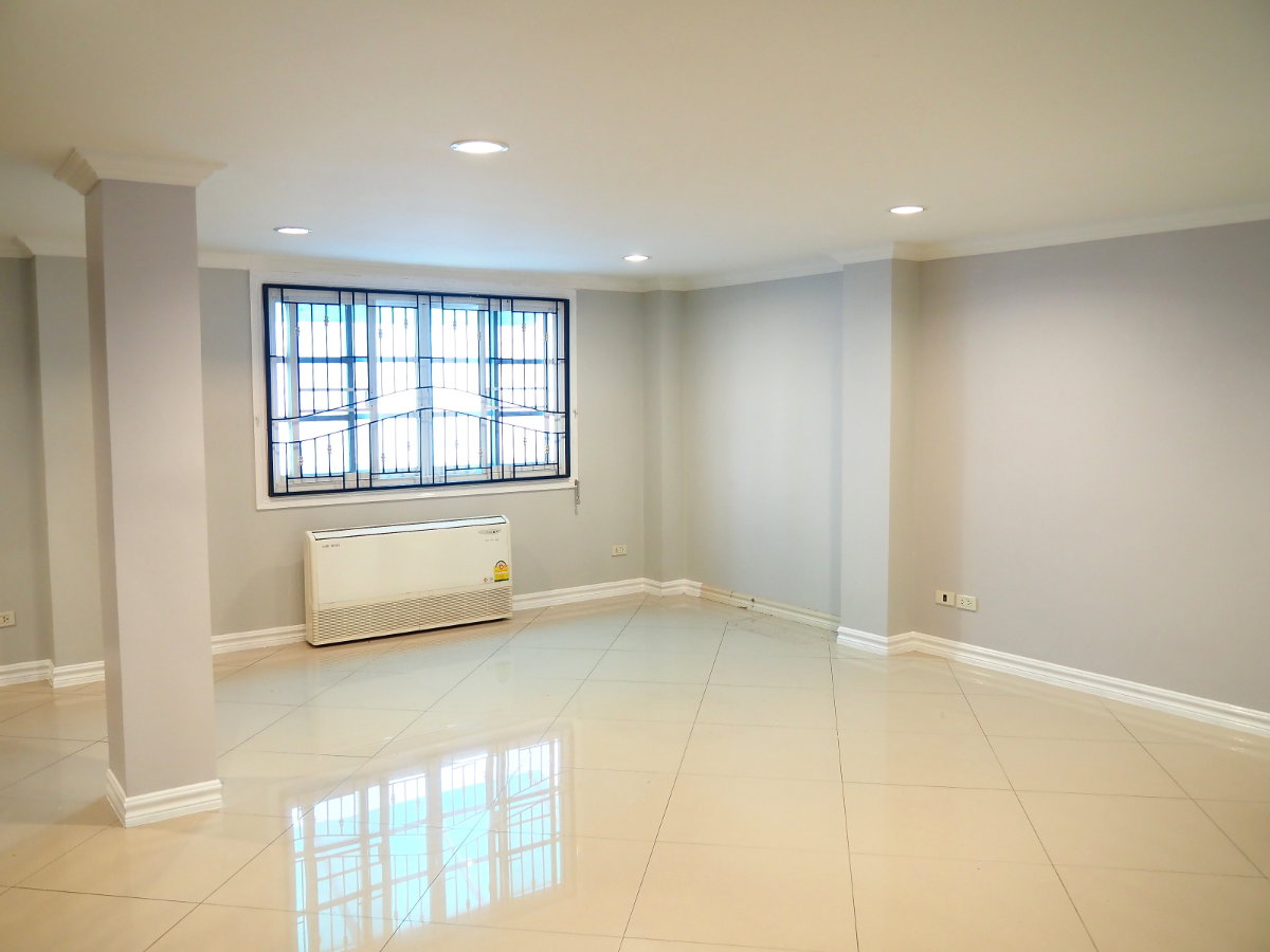 รูป Fantasia Villa 2 | บ้านเดี่ยว 3 ชั้น 4 ห้องนอน 5 ห้องน้ำ | 350 ตร.ม. | 90,000 บาท/เดือน - รูปที่ 19/41