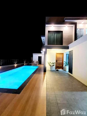 เช่าบ้านเดี่ยว เมืองภูเก็ต ภูเก็ต : วิลล่าให้เช่า 3 ห้องนอน ใน กะรน, ภูเก็ต 6799980