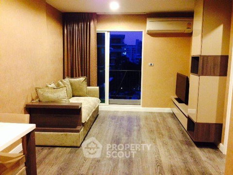 คอนโด 1 ห้องนอน The Crest Sukhumvit 49 ใกล้ BTS ทองหล่อ (ID 564514)