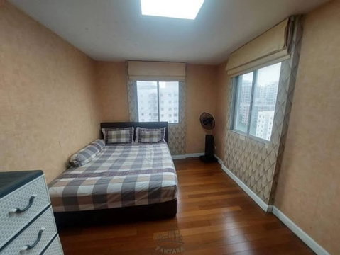 AA687843 | 2 ห้องนอน | 2 ห้องน้ำ | BTS Surasak | 84 ตร.ม. | 22,000 บาท/เดือน | ชั้น 11 — Belle Park Residence Sathorn