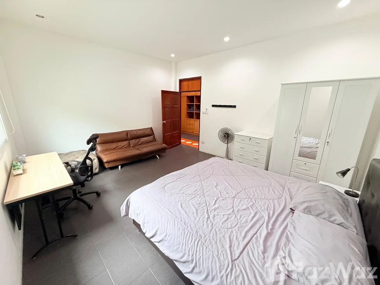 picture Charming 3-Bedroom Villa with Open Views 5620811 - 19/35