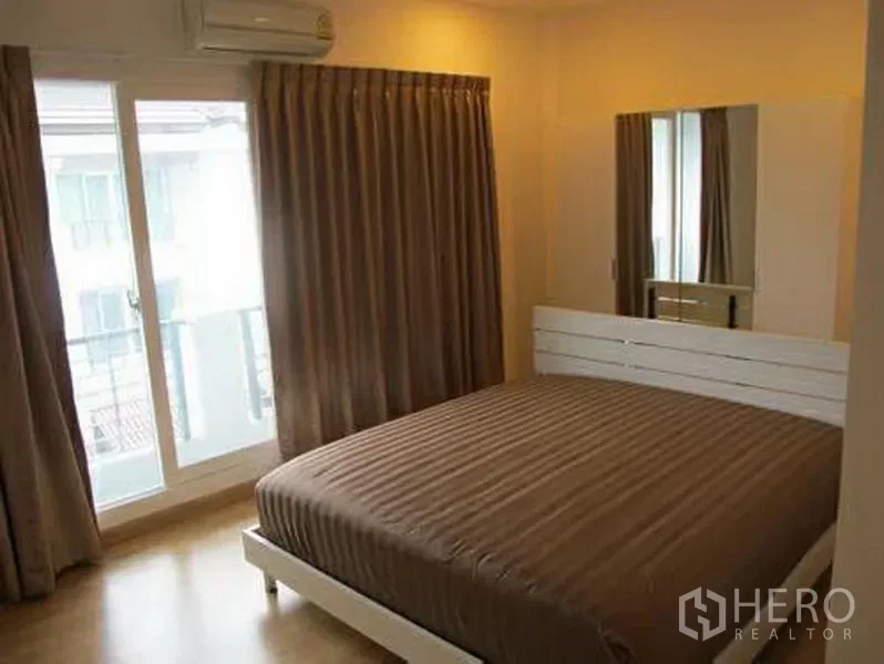 รูป ให้เช่าทาวน์เฮาส์ 3 ห้องนอน Baan Klang Muang S-Sense Rama 9 - Ladprao (บ้านกลางเมือง เอส-เซ้นส์ พระราม 9 - ลาดพร้าว) วังทองหลาง วังทองหลาง กรุงเทพมหานคร - รูปที่ 8/10