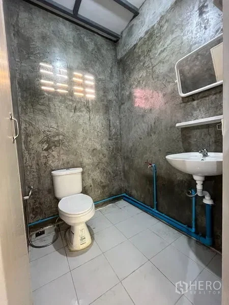 picture For rent Warehouse 360 sqm in Din Daeng, Din Daeng, Bangkok - 6/6