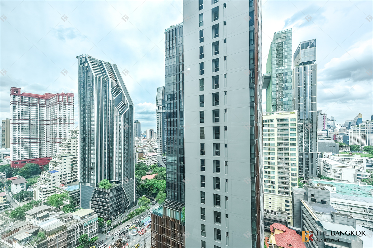 picture Baan Klang Krung Siam Pathumwan Fits All Lifestyles near Airport Rail Link Phaya Thai Station - 4/10