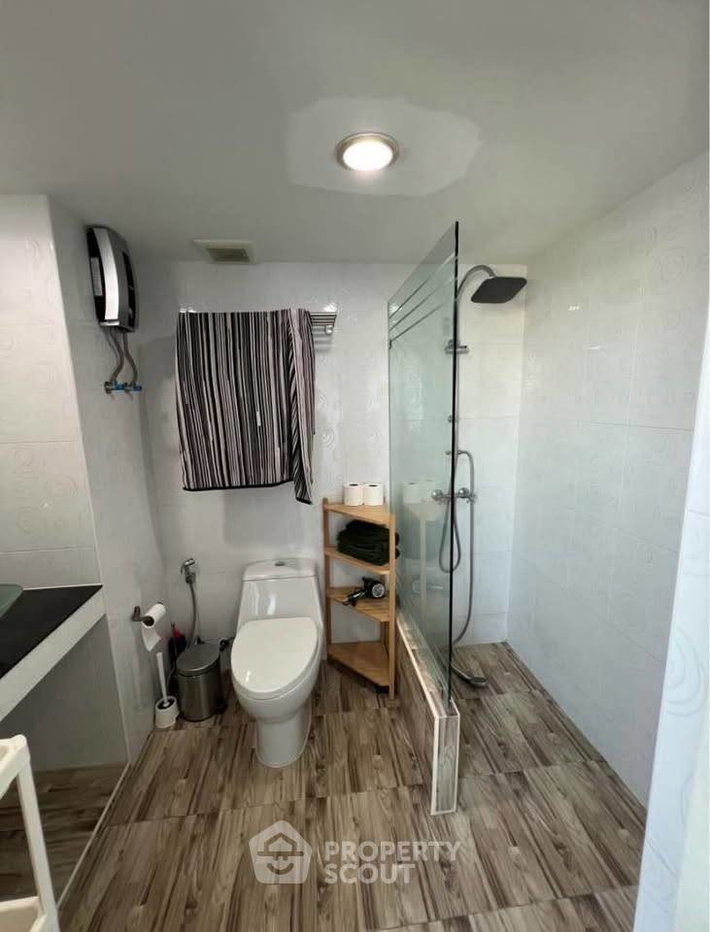 รูป ขายคอนโด 3 ห้องนอน Sribumpen Condo Home ใกล้ MRT คลองเตย (ID 3347727) - รูปที่ 8/17