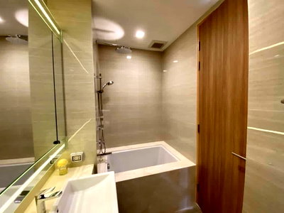คอนโดให้เช่า : AA122968 | 1 ห้องนอน | 1 ห้องน้ำ | BTS Phrom Phong | 35 ตร.ม. | 30,000 บาท/เดือน | ชั้น 22 — Noble BE33 กรุงเทพฯ
