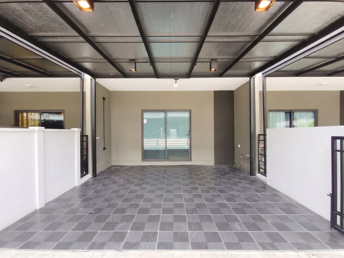 picture 🏡 Townhome with a new layout – only 1.69 million 📍 Pleno Town Westgate Village - 2/18