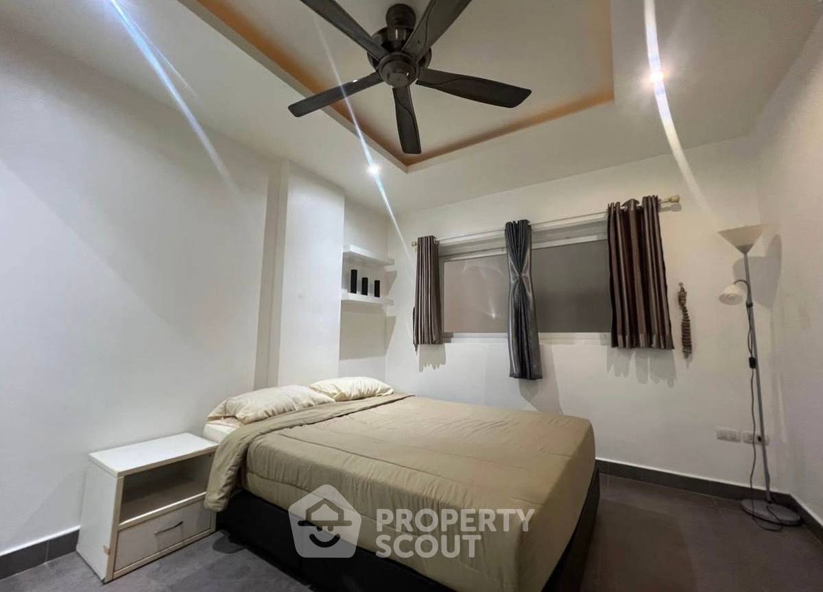รูป คอนโด 1 ห้องนอน ขนาด 65 ตร.ม. Tudor Court พระตำหนัก ขาย (ID 3347831) - รูปที่ 2/19