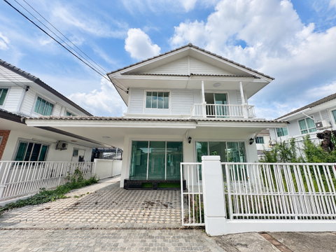 🔥 2-story detached house on 51 sq m of land, price 3 million! 🏡 Prueklada Rangsit Khlong 4