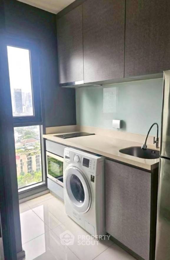 picture 20th-Floor 1-BR Condo At Rhythm Sukhumvit 36-38 Near BTS Thong Lor (ID 3347429) - 2/3