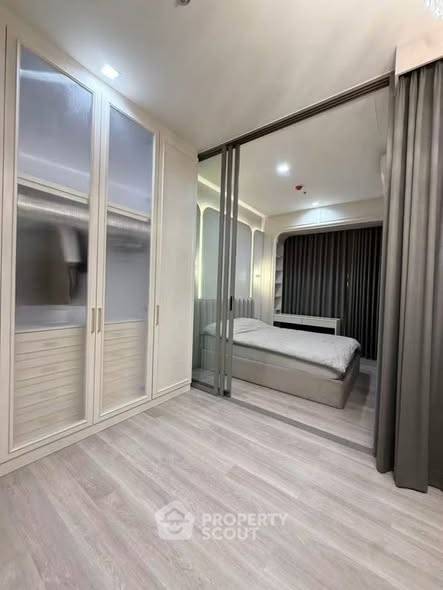 รูป คอนโด 1-ห้องนอน ที่ ริธึ่ม เจริญกรุง พาวิลเลี่ยน ใกล้ BTS สะพานตากสิน (ID 3207248) - รูปที่ 2/13