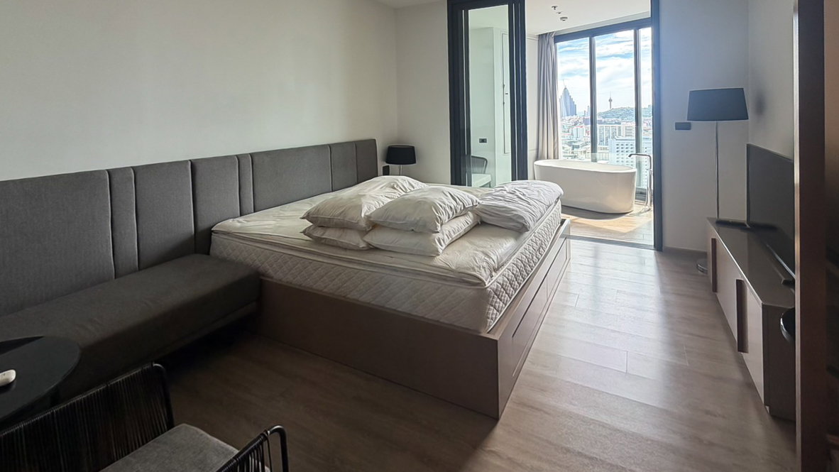 รูป 🛏️ 1 ห้องนอน - 🛁 1 ห้องน้ำ - 🏙️ Sea View - 🌏 ชื่อชาวต่างชาติ - 🏢 Edge Central Pattaya - รหัส: EDGE17 - รูปที่ 1/7