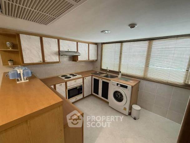 picture Pet-Friendly 2-BR United Tower Thong Lor, 16th Floor, BTS Thong Lor (ID 3337609) - 8/8