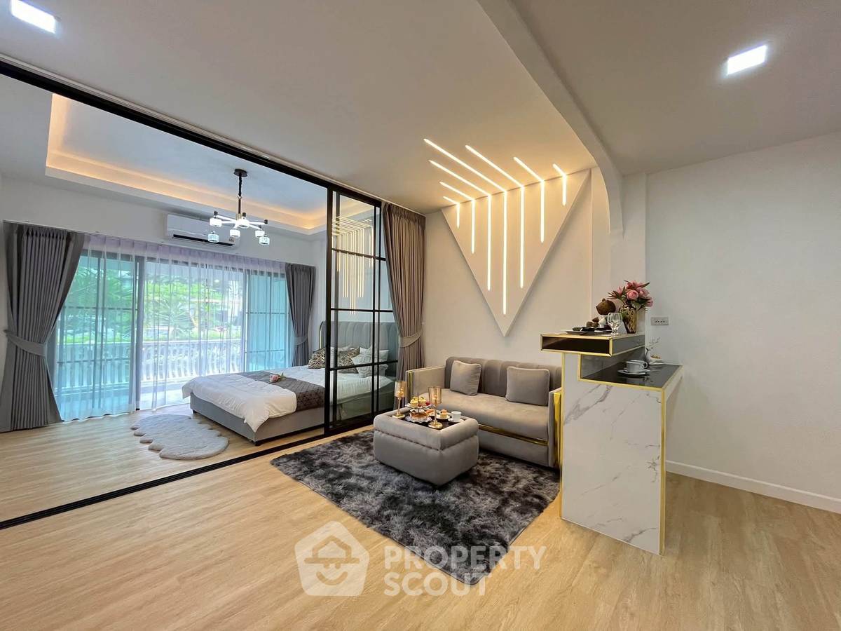 รูป คอนโด 1-ห้องนอน ที่ บ้านสวนลลนา ใกล้ เมืองพัทยา (ID 3347833) - รูปที่ 2/9