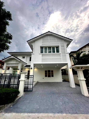 บ้านเดี่ยว กรุงเทพมหานคร : #HHR183 ขายบ้านเดี่ยวรีโนเวทใหม่ 3 ห้องนอน 3 ห้องน้ำ 📍 ถ.เฉลิมพระเกียรติ ร.9