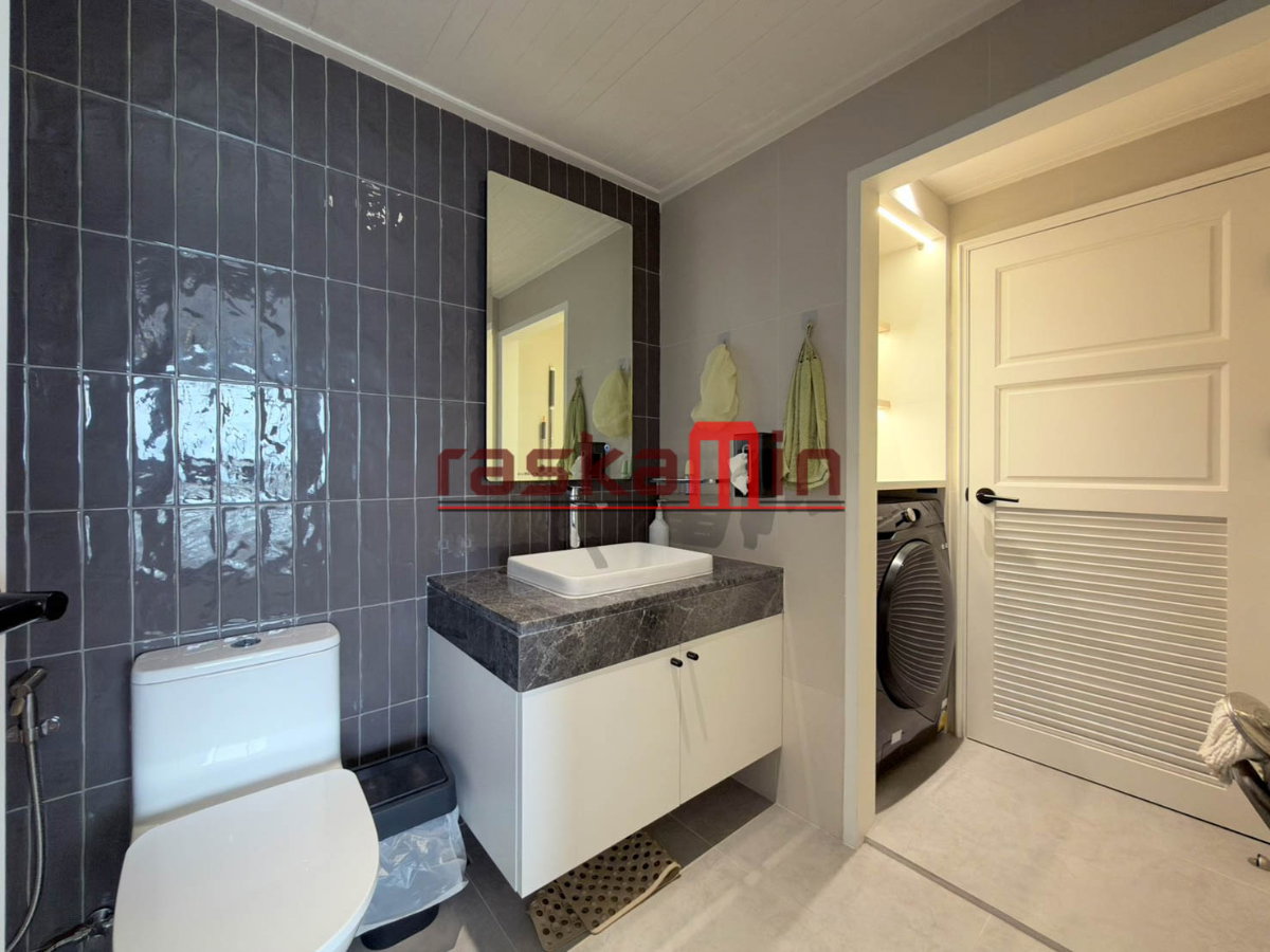 picture Sky Beach Condominium for Rent – 3 Bedrooms, 162 SQM - 11/21