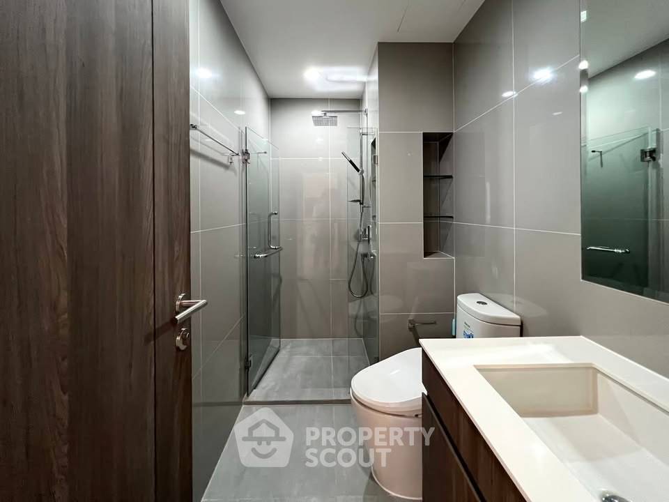 picture 32nd-Floor 1-BR 200m To MRT Phetchaburi | Ideo Mobi Asoke (ID 3347666) - 8/8