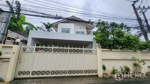 ให้เช่า บ้านเดี่ยว 2 ห้องนอน วัฒนา กรุงเทพมหานคร