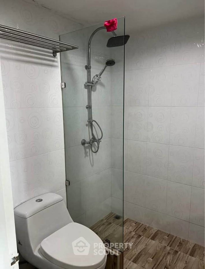 รูป ขายคอนโด 3 ห้องนอน Sribumpen Condo Home ใกล้ MRT คลองเตย (ID 3347727) - รูปที่ 4/17