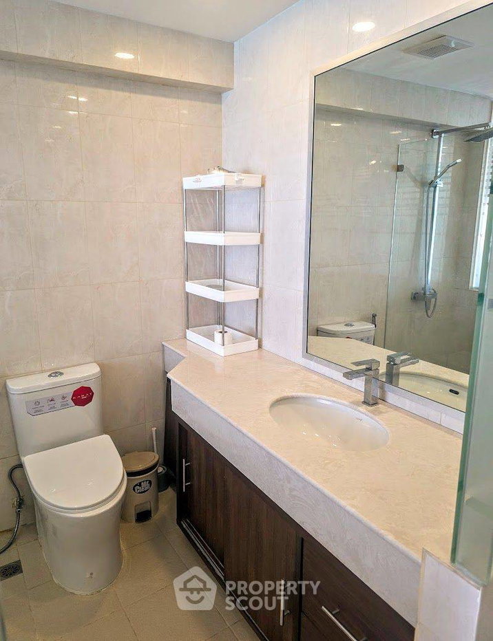 picture Studio Condo at Sunshine Beach Condotel close to Pattaya (ID 1824268) - 41/45
