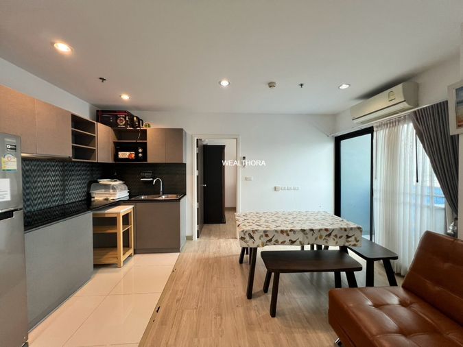 2-bed condo for rent, 60 sqm, Thana Astoria