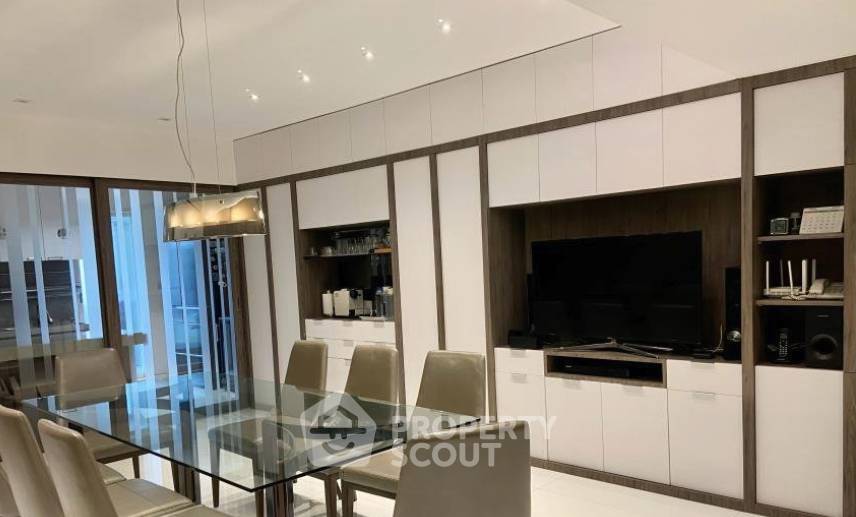 picture 3-BR 190 Sqm At Royal Castle Sukhumvit Near BTS Phrom Phong (ID 3337979) - 3/9
