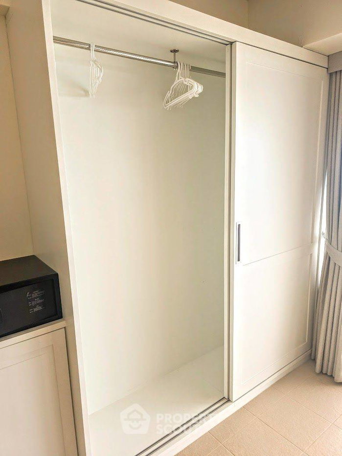 picture Studio Condo at Sunshine Beach Condotel close to Pattaya (ID 1824268) - 25/45