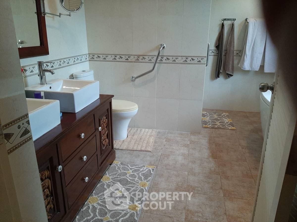 รูป บ้าน 4 ห้องนอน 250 ตร.ม. Thaweep Land Hua Hin หนองแก หัวหิน (ID 3347433) - รูปที่ 13/15