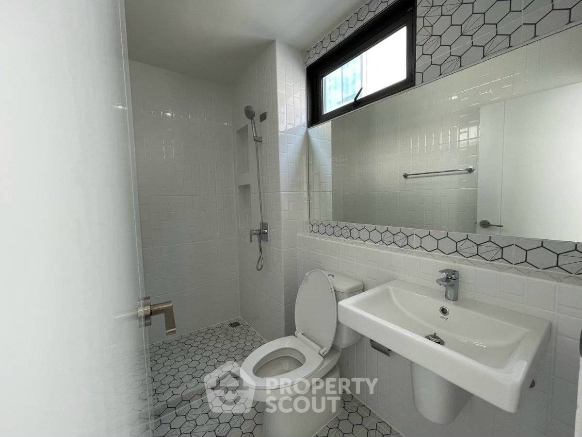 รูป ทาวน์เฮ้าส์ 4-ห้องนอน ที่ อัลติจูด คราฟ บางนา ใน บางแก้ว (ID 3338061) - รูปที่ 18/19