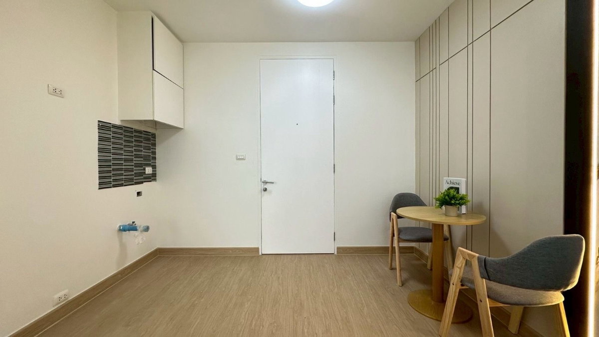 picture Condo for Rent at Chewathai Ramkamhaeng (B6909090) ID Line : @condo88 - 9/13