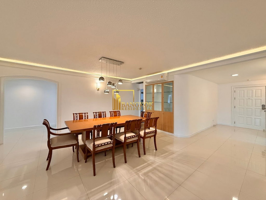 รูป Expansive 2 Bedroom Apartment For Rent in Chit Lom For Rent - BR20633AP - รูปที่ 6/39