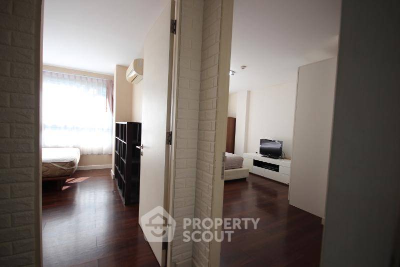 picture Great Value 2-BR At The Clover Thonglor Residence Near BTS Thong Lor (ID 2834703) - 2/8