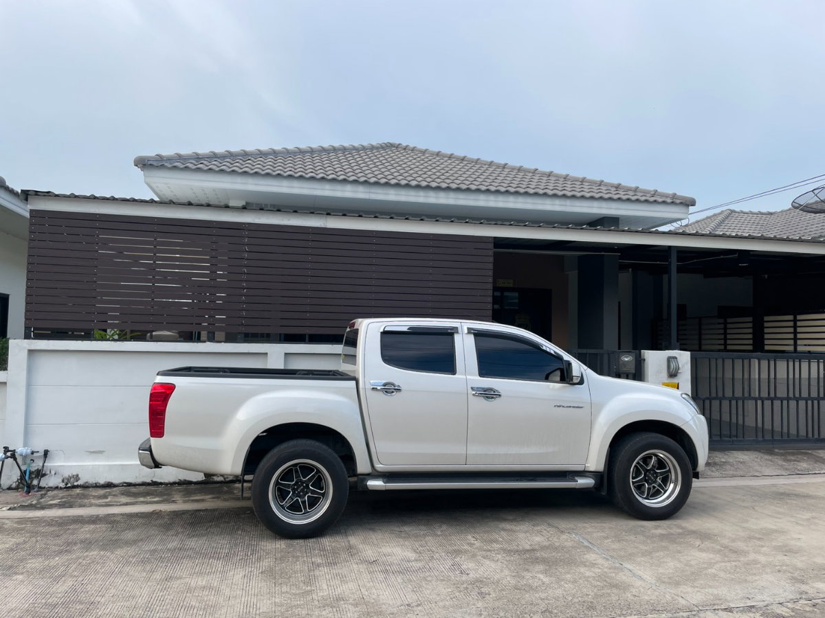 รูป ขายบ้านแฝด สไตล์บ้านเดี่ยว | มบ. เซ็นโต้พาร์ค บึง ศรีราชา - รูปที่ 2/15