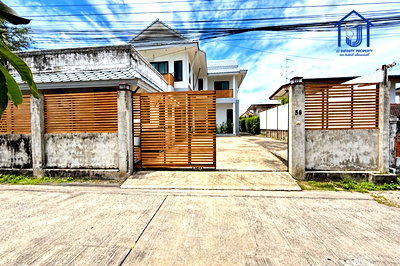 บ้านเดี่ยว กรุงเทพมหานคร : ขายบ้านเดี่ยว 2 ชั้น หมู่บ้านปัฐวิกรณ์ 96 ตร.วา  ซอยนวมินทร์ 70 แยก3-8 ใกล้ทางด่วนและรถไฟฟ้า