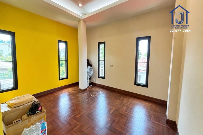 รูป ขายบ้านเดี่ยว 2 ชั้น หมู่บ้านปัฐวิกรณ์ 96 ตร.วา  ซอยนวมินทร์ 70 แยก3-8 ใกล้ทางด่วนและรถไฟฟ้า - รูปที่ 9/17