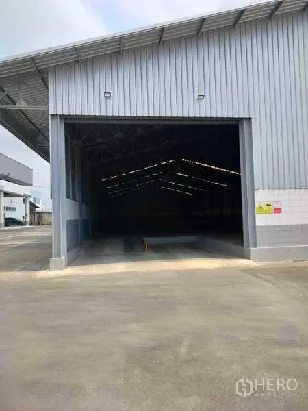 picture For rent Warehouse 1300 sqm in Lam Pla Thio, Lat Krabang, Bangkok - 9/16