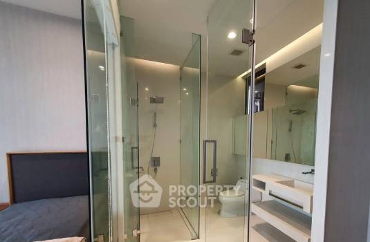 picture 100m To BTS Phrom Phong | 20th-Floor 2-BR Vittorio Sukhumvit 39 (ID 3311436) - 2/10