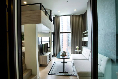AA18988 | 1 ห้องนอน | 1 ห้องน้ำ | MRT Phra Ram 9 | 35 ตร.ม. | 23,000 บาท/เดือน | ชั้น 10 — Chewathai Residence Asoke กรุงเทพฯ