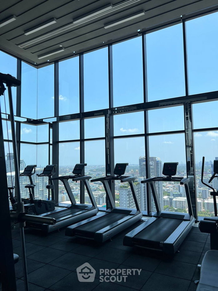 picture Great Value 1-BR Knightsbridge Prime Onnut, 32nd Floor BTS On Nut (ID 2832925) - 43/47