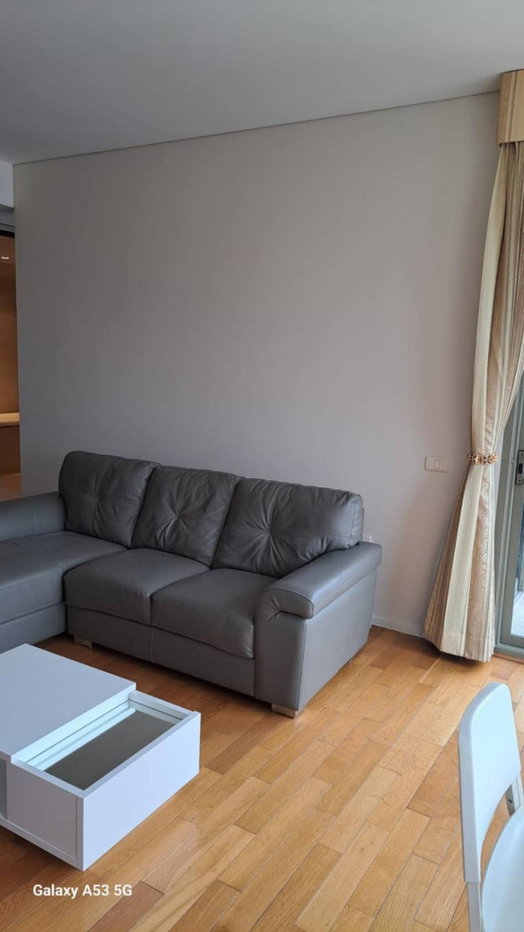 picture Spacious 1 bedroom condo near Benjakitti Park Pet-friendly condo - 2/12