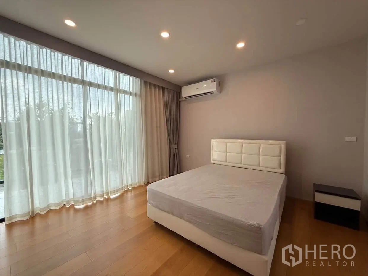 รูป ให้เช่า บ้านเดี่ยว 4 ห้องนอน The Master Sukhumvit - Onnut (เดอะ มาสเตอร์ สุขุมวิท-อ่อนนุช) สวนหลวง สวนหลวง กรุงเทพมหานคร BTS อ่อนนุช - รูปที่ 27/44
