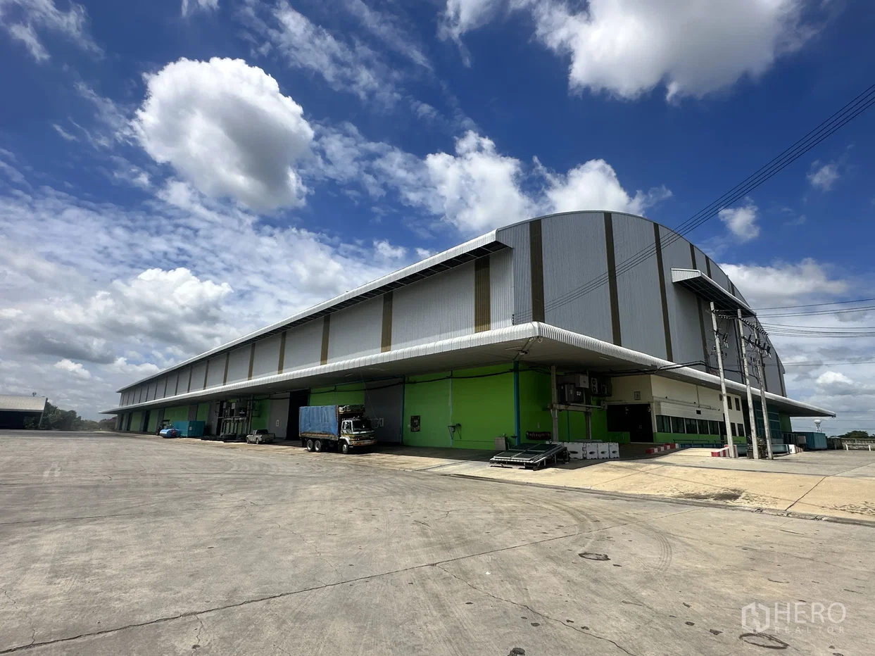 picture For rent Warehouse 8000 sq.m. in Khun Si, Sai Noi, Nonthaburi - 1/8