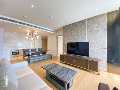 For rent Magnolias Waterfront Residences ชั้นสูงวิวสวย 3 ห้องนอน @150,000 Baht