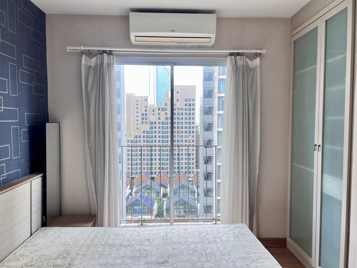 รูป 🔴ว่าง🔴 ห้องสวย พร้อมเข้าอยู่ได้เลย 🌷🌷เฟอร์+เครื่องใช้ไฟฟ้าครบครัน ✅️☎️สนใจติดต่อ 085-235-1309 ยุ้ย💐 - รูปที่ 2/6