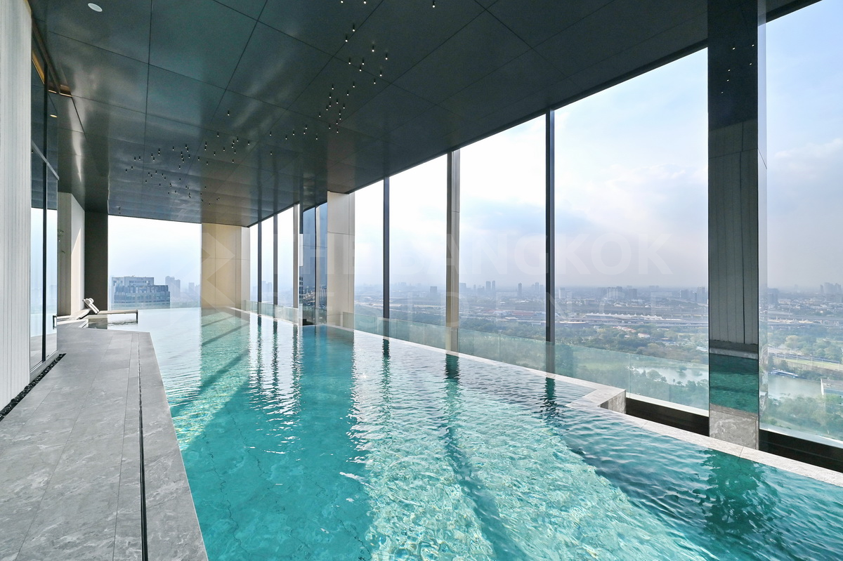 picture The Crest Park Residences near MRT Phahonyothin Station Move-in Ready, Just Bring Your Bags - 7/9