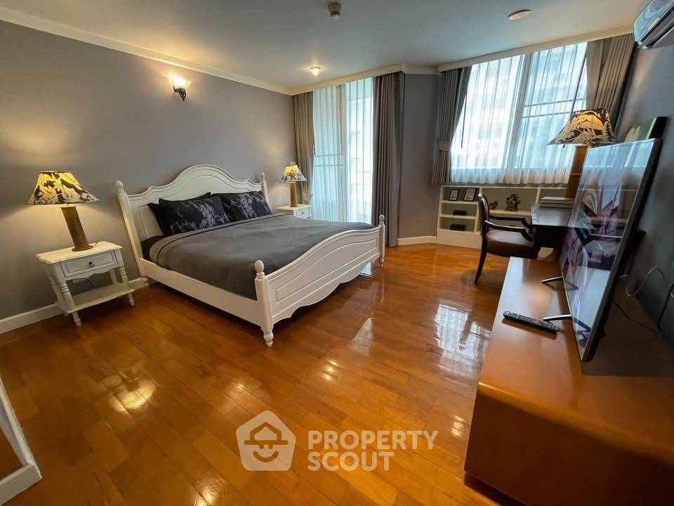 picture 2-BR Condo at Supalai Place Sukhumvit 39 near BTS Phrom Phong (ID 3347525) - 6/9