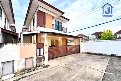 บ้านเดี่ยว ถนนรังสิต-นครนายก : ขายบ้านแฝด 2 ชั้น หมู่บ้านฟ้ากรีนพาร์ค รังสิต-คลอง 3  ซ.รังสิต-นครนายก 68 ใกล้ฟิวเจอร์พาร์ค รังสิต